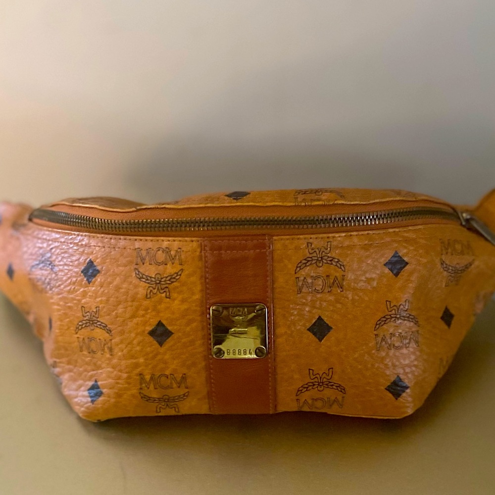 Vintage MCM visetos bag